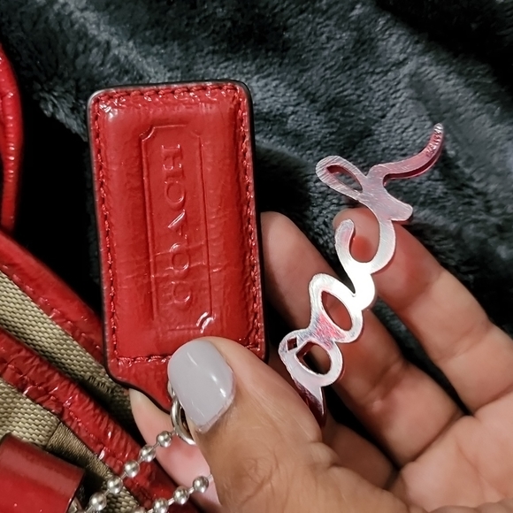 Poppy Coach Crossbody purse - Picture 6 of 15